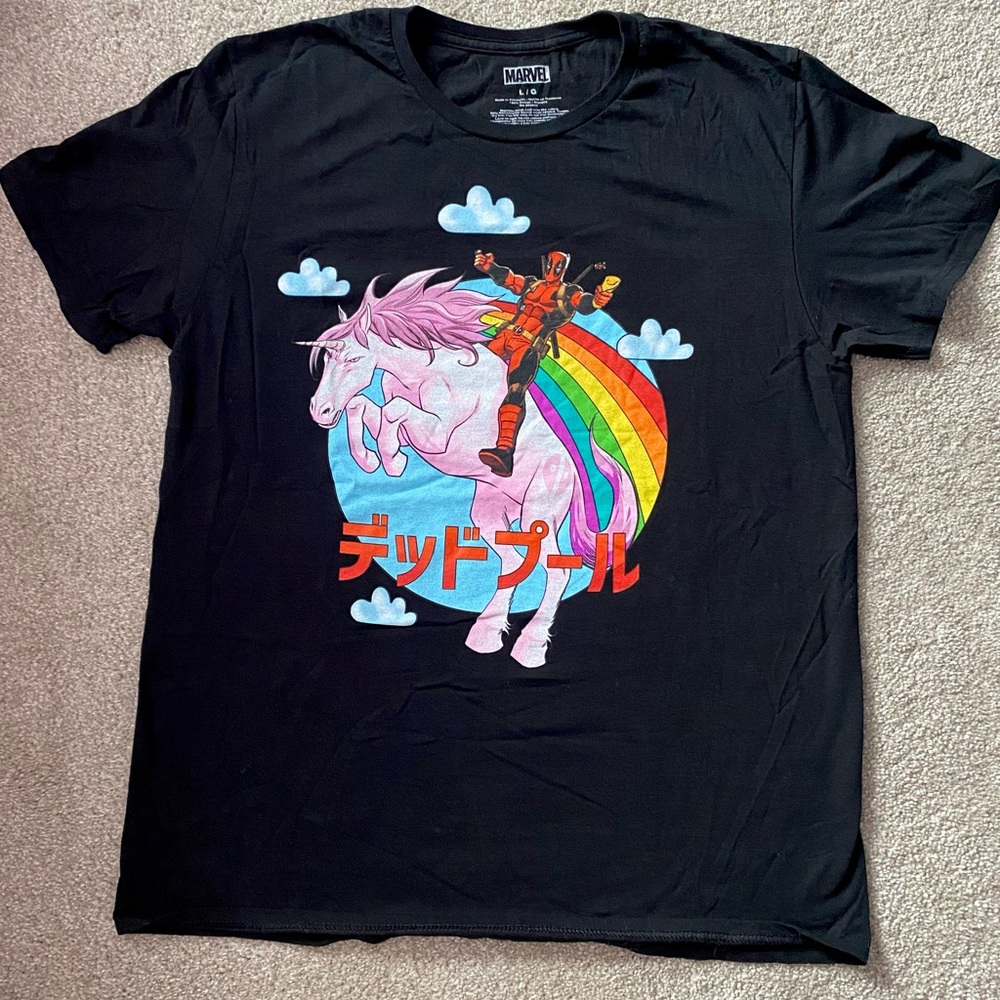 Marvel Deadpool Unicorn Men’s Size Large Graphic T-Shirt Short Sleeve Superhero